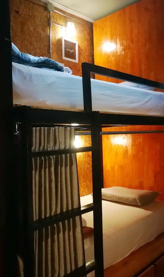 Aenguy Hostel Sukhothaï Extérieur photo