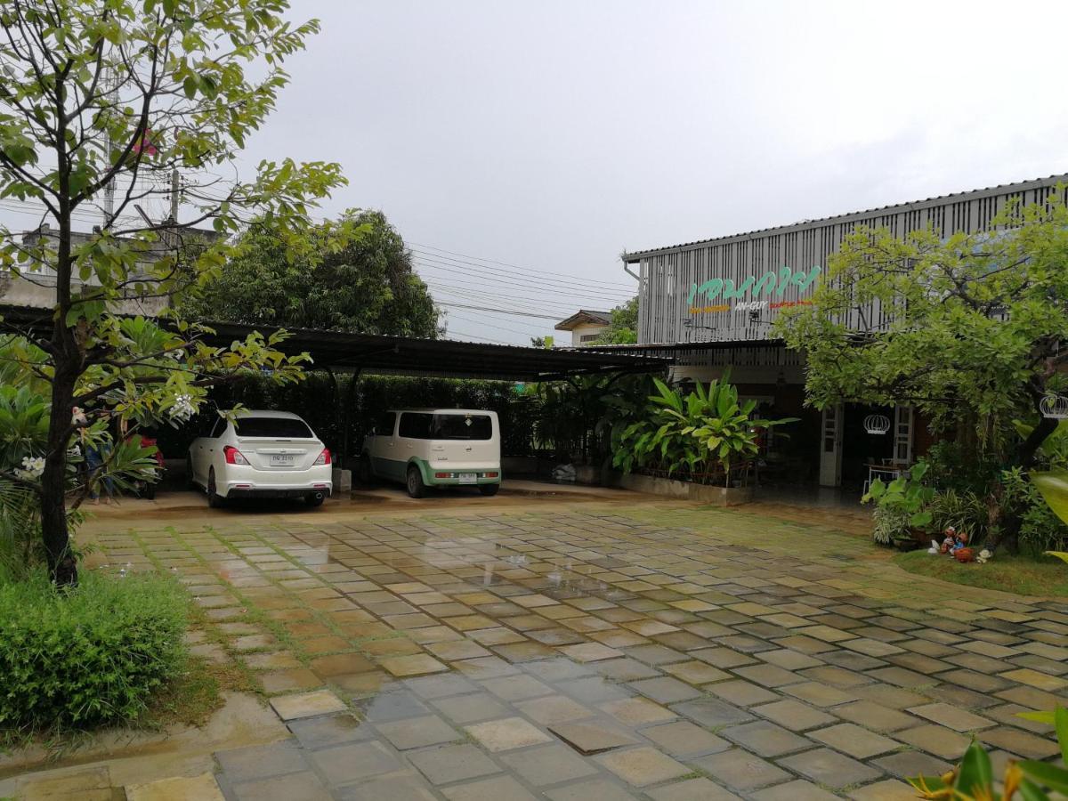 Aenguy Hostel Sukhothaï Extérieur photo