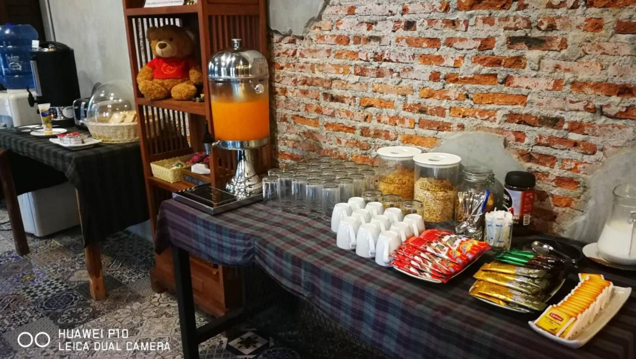 Aenguy Hostel Sukhothaï Extérieur photo